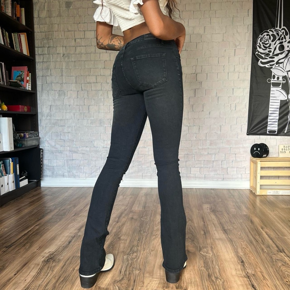 BDG Low Rise Bootlegger Jeans - Picture 2 of 8